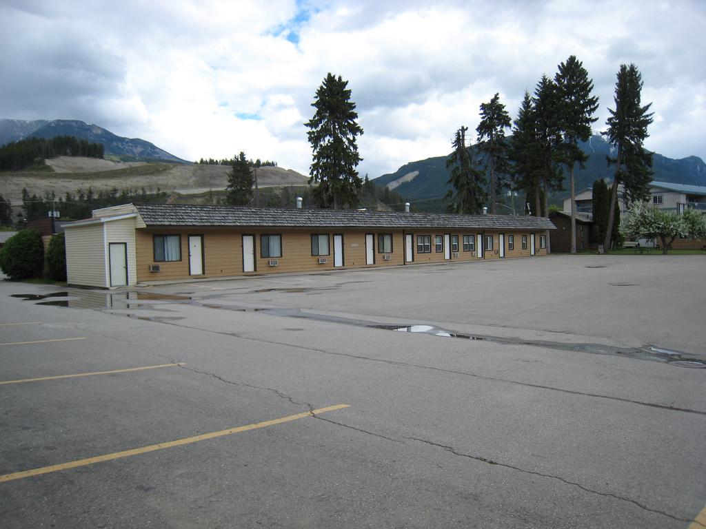 Mary'S Motel Golden Eksteriør billede
